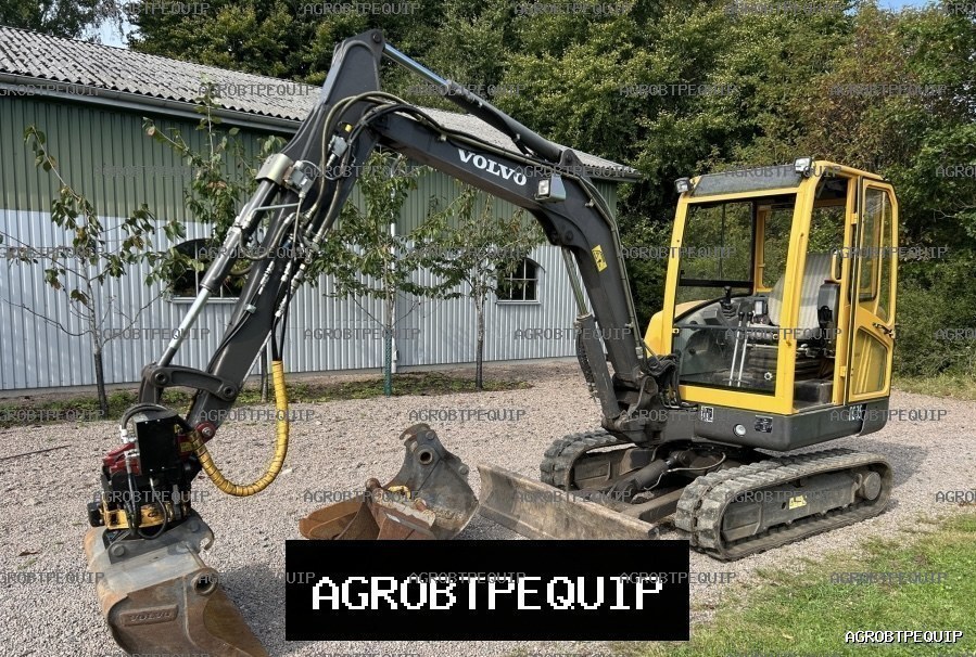 Mini pelle Volvo EC35 / 2003